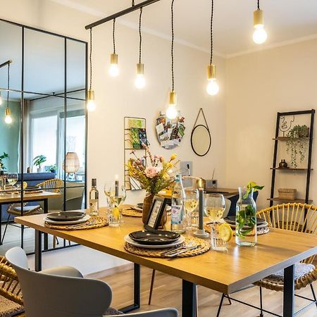 Fewo Ahrperle-Modernes Apartment-Balkon-Kurviertel باد نوينهار اهرفيل المظهر الخارجي الصورة
